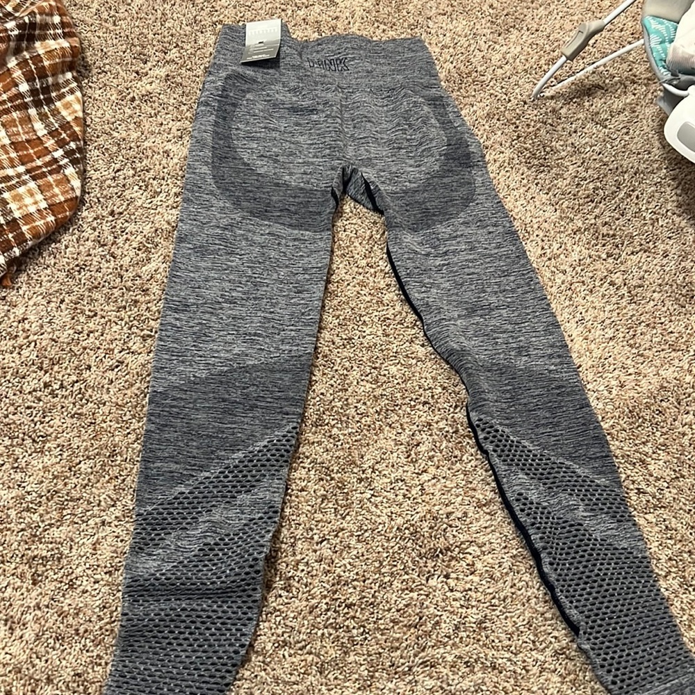 NWT high waist pink leggings